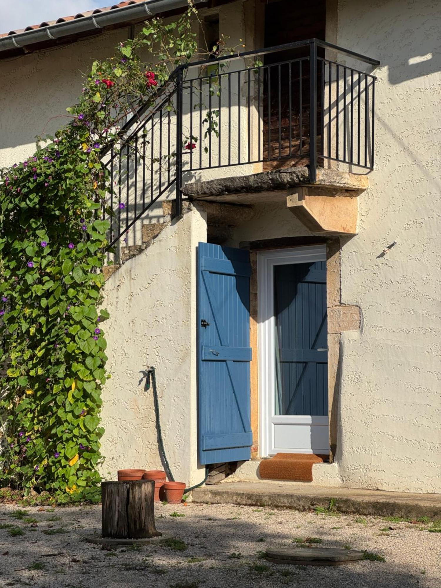 Appartement Au Chevaleins à Chaleins Extérieur photo